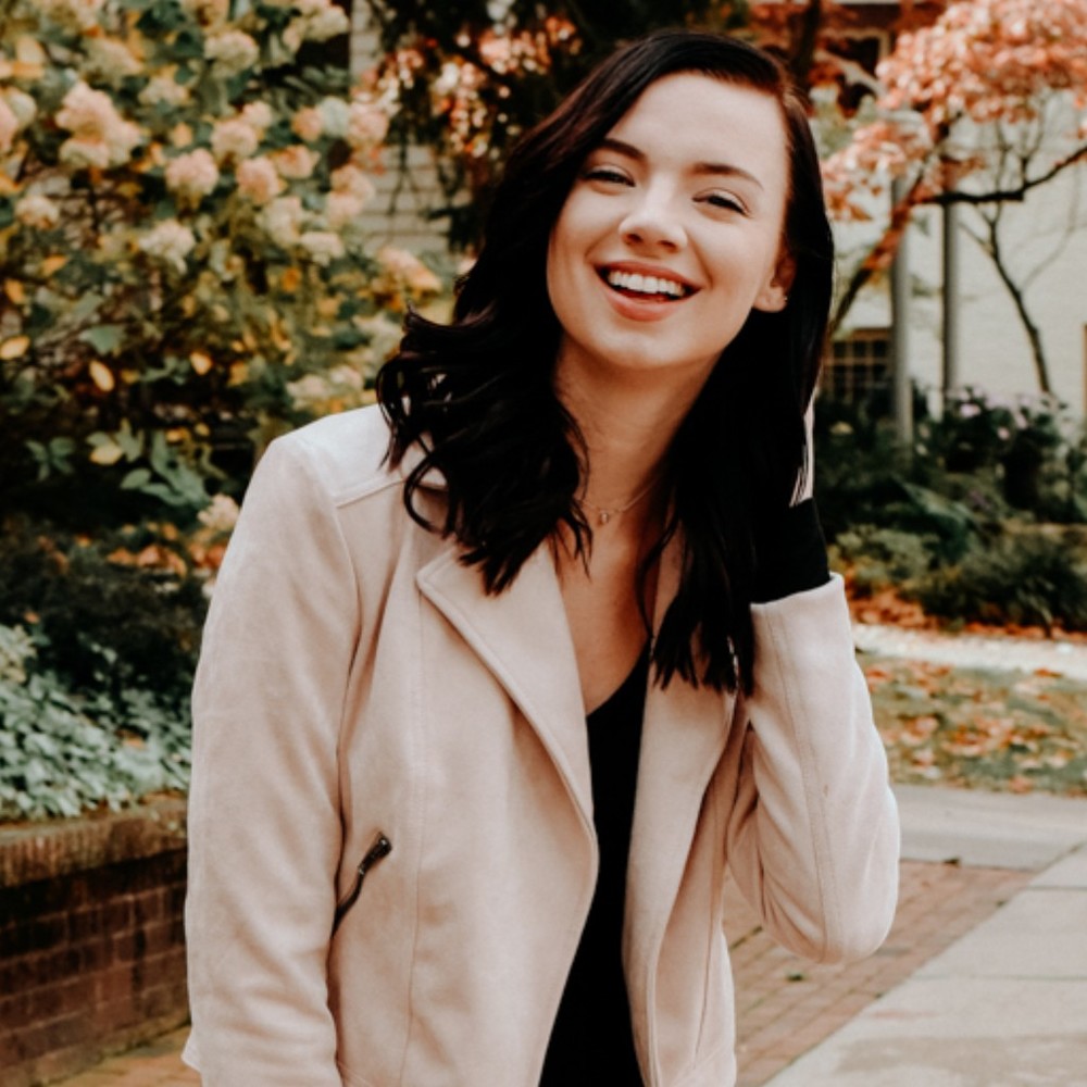 Meet your Posher, Madeline